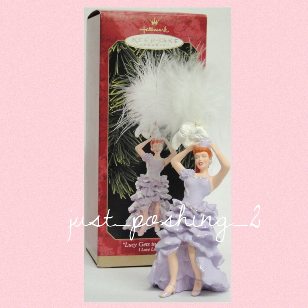 I Love Lucy Gets in Pictures Ornament